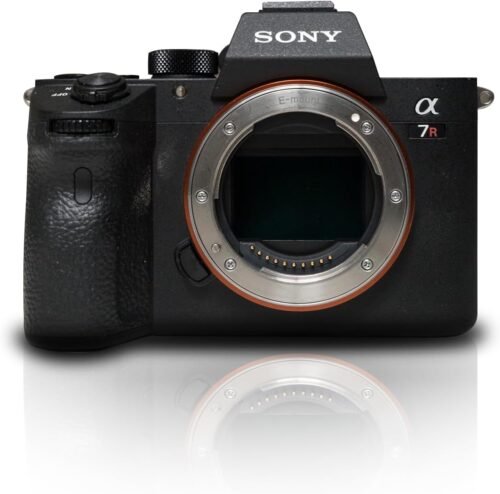 Sony Alpha 7R III Mirrorless Camera with 42.4MP Full-Frame High Resolution Sensor, Camera with Front End LSI Image Processor, 4K HDR Video and 3″ LCD Screen Black